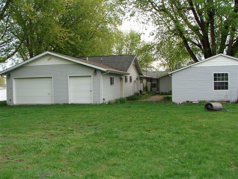 Property photo 1 - Sealed Bid Auction - 3 Channel Front Lots with Open Lake Views & 2,500 sq. ft. Home